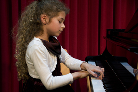 Tabea Antonia Streicher, Klavier 