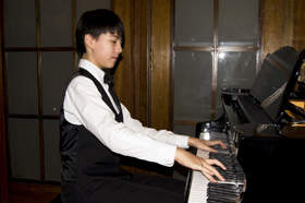 Sebastian Tievenow, Klavier