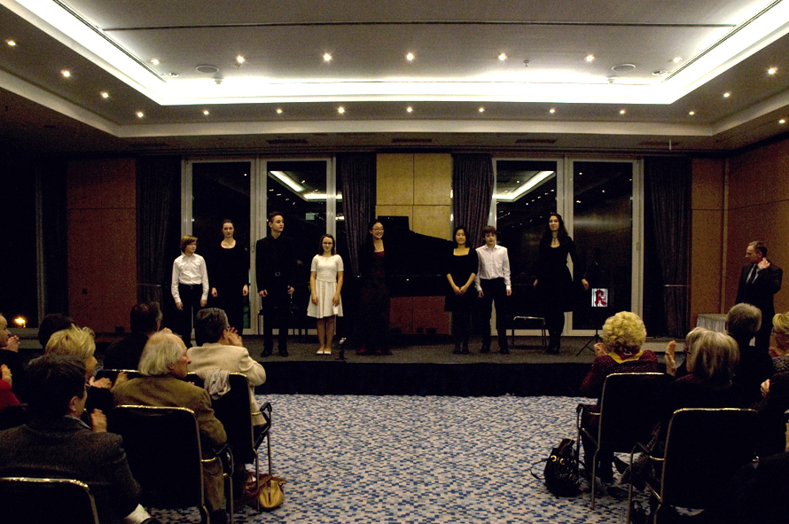 Daniel Streicher, Jona Schibilsky, Josef Lehmann, MArie Jäschke, Miha Zhu, Sangji Park, Constantin Siepermann, Karine Gilanyan